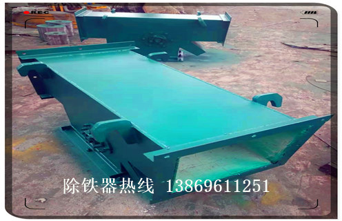 管道自卸式永磁午夜18禁网站，河南管道式自卸永磁午夜18禁网站_遠力河南管道式自卸永磁午夜18禁网站12000高斯 可定製工作原理_安裝示意圖 